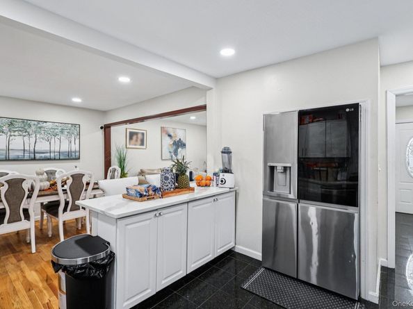 374 Miller Avenue, Freeport NY 11520
