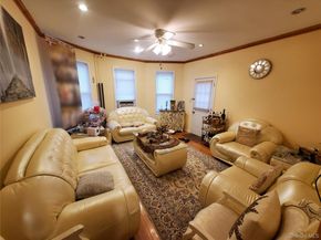 83 Kraemer Street, Hicksville NY 11801