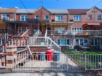 2461 Coyle Street