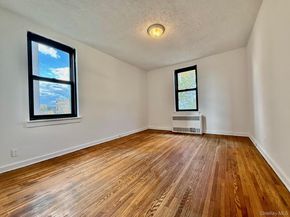 11224 Northern Boulevard 3G, Corona NY 11368