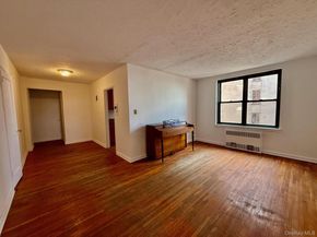 11224 Northern Boulevard 3G, Corona NY 11368
