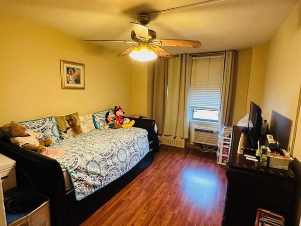 3121 middletown Road 4K, Bronx NY 10461
