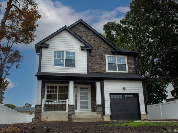 87 S 31st Street, Wyandanch NY 11798