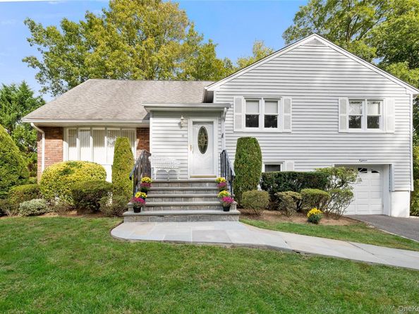 18 Seton Drive, New Rochelle NY 10804