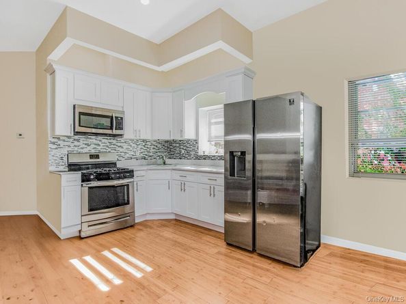 1283 E 223rd Street, Bronx NY 10466