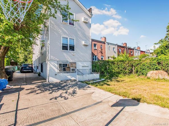 1283 E 223rd Street, Bronx NY 10466