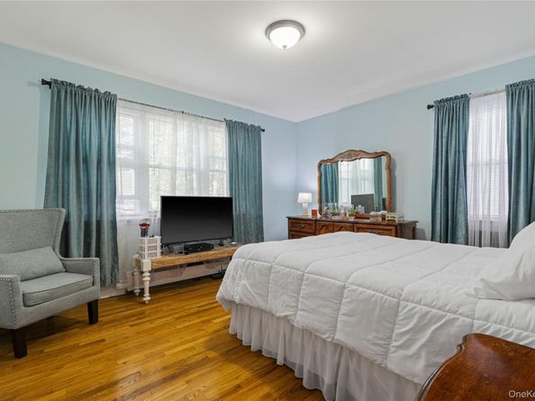 2824 Zulette Avenue, Bronx NY 10461
