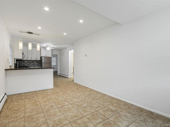 2824 Zulette Avenue, Bronx NY 10461