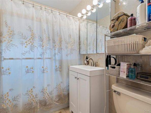 2824 Zulette Avenue, Bronx NY 10461