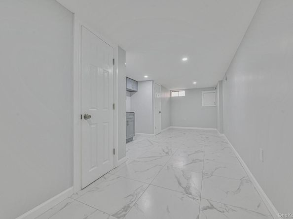 52 Cedar Road, Amityville NY 11701