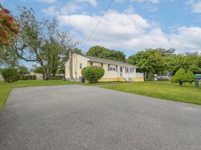 52 Cedar Road, Amityville NY 11701
