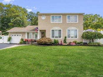 939 Manor Lane
