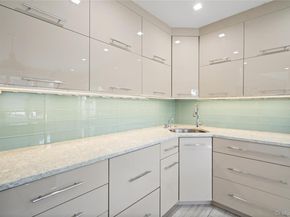 939 Manor Lane, Bay Shore NY 11706