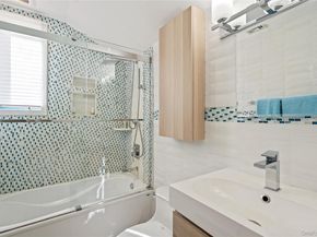 939 Manor Lane, Bay Shore NY 11706
