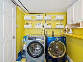 939 Manor Lane, Bay Shore NY 11706