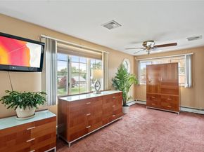 939 Manor Lane, Bay Shore NY 11706