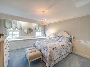 2 True Harbour Way, West Islip NY 11795