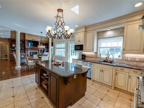 2 True Harbour Way, West Islip NY 11795