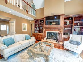 2 True Harbour Way, West Islip NY 11795