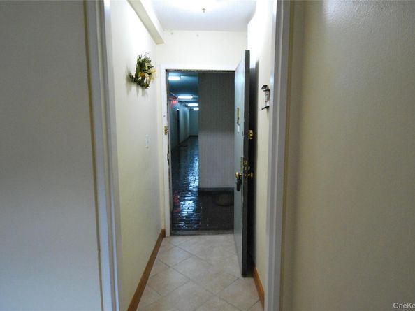 1523 Central Park Avenue 5F, Yonkers NY 10710
