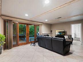 25 Surry Hill Place, Huntington NY 11743