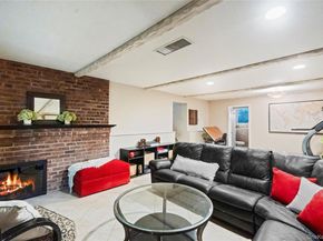 25 Surry Hill Place, Huntington NY 11743
