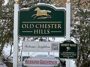 25 Surry Hill Place, Huntington NY 11743