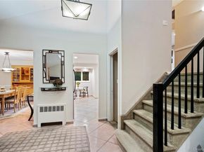 25 Surry Hill Place, Huntington NY 11743