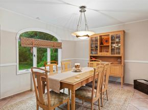 25 Surry Hill Place, Huntington NY 11743