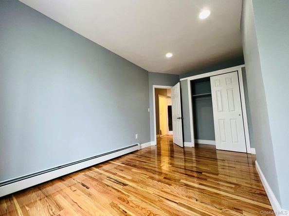 165 chestnut street, Brooklyn NY 11208