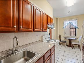155-17 Sanford Ave 2, Flushing NY 11355