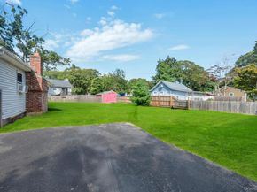 309 Dogwood Road W, Mastic Beach NY 11951