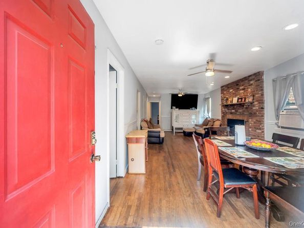 309 Dogwood Road W, Mastic Beach NY 11951