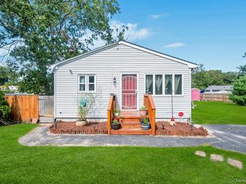 309 Dogwood Road W