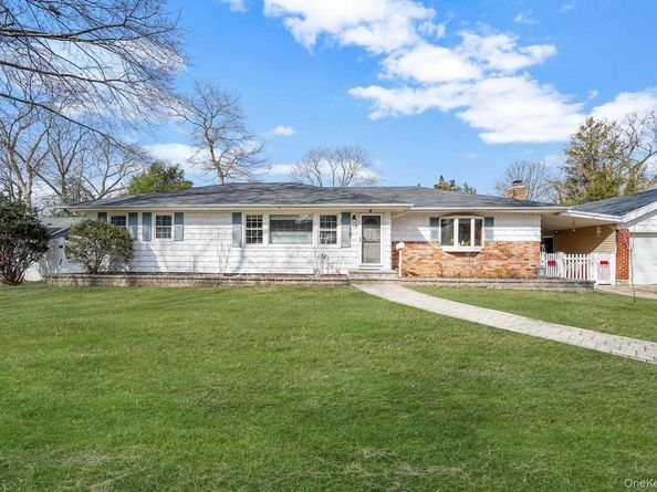 33 High Street, Lake Ronkonkoma NY 11779