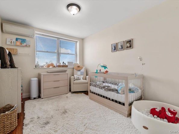 156 Beach 9th Street 4D, Far Rockaway NY 11691