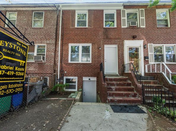 11008 172nd Street, Saint Albans NY 11433