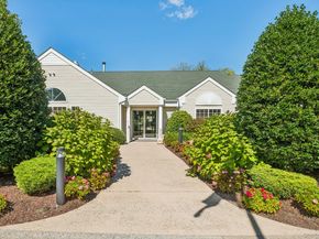 17 Pidgeon Court, Manorville NY 11949