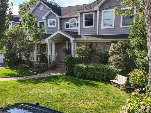 54 Chestnut Street, Massapequa NY 11758