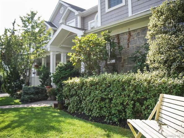 54 Chestnut Street, Massapequa NY 11758