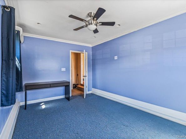 1069 Hastings Street, Baldwin Harbor NY 11510