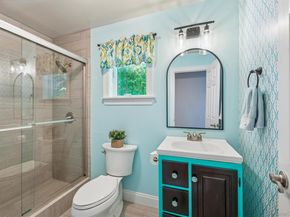 154 Montauk Hwy Highway, East Moriches NY 11940