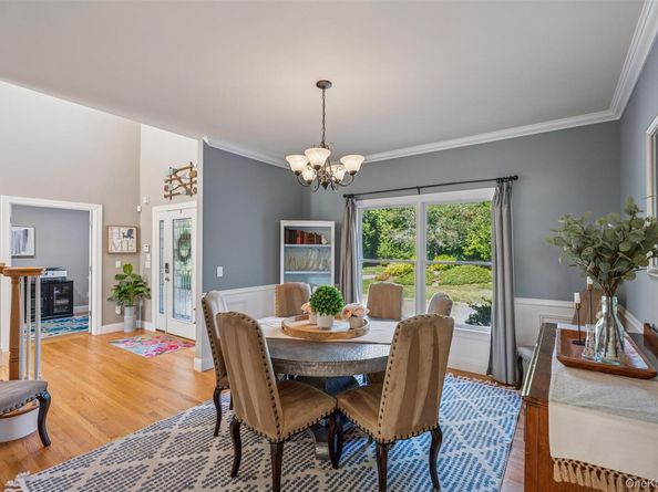 154 Montauk Hwy Highway, East Moriches NY 11940