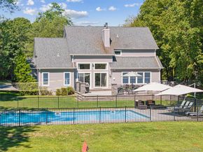 154 Montauk Hwy Highway, East Moriches NY 11940