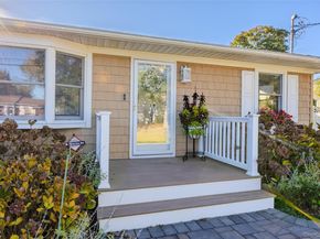 10 S Old Neck Road, Center Moriches NY 11934