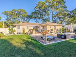 10 S Old Neck Road, Center Moriches NY 11934