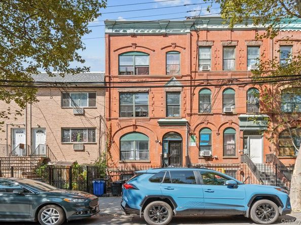 879 Cauldwell Avenue, Bronx NY 10456