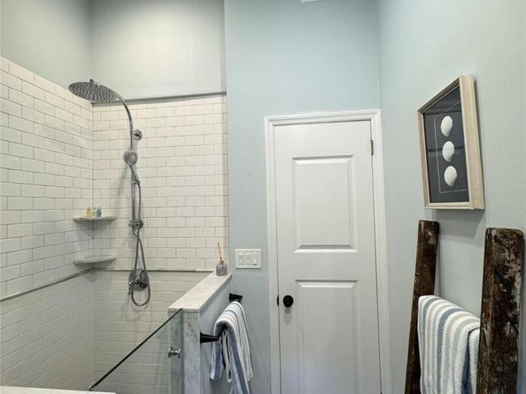 10 Chevy Chase Road, Hampton Bays NY 11946