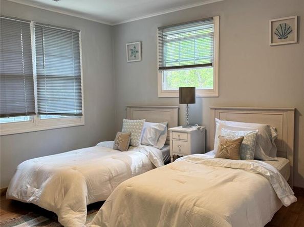 10 Chevy Chase Road, Hampton Bays NY 11946