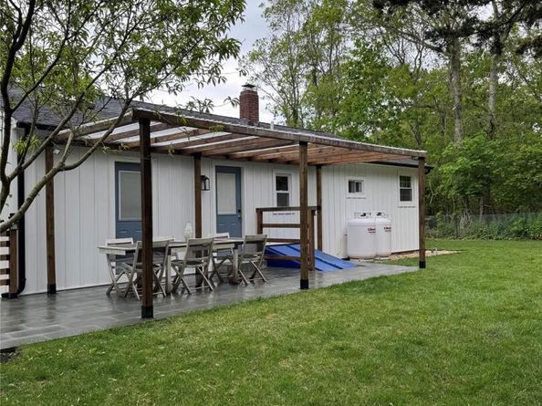 10 Chevy Chase Road, Hampton Bays NY 11946